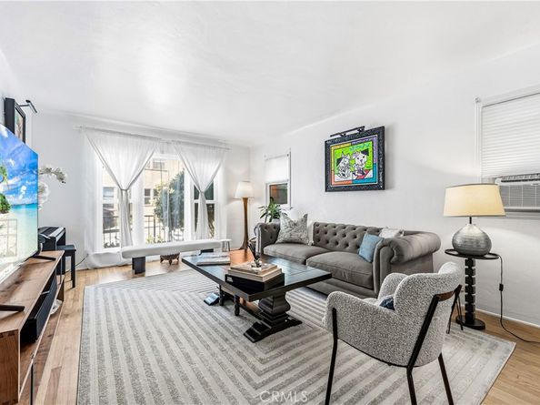 150 Ximeno, Long Beach CA 90803