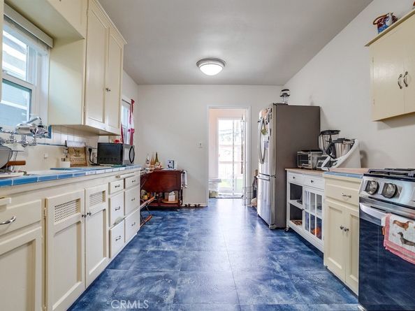 150 Ximeno, Long Beach CA 90803