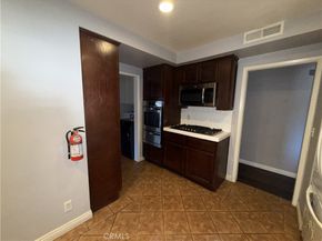 288 Royal Coach, Pomona CA 91767