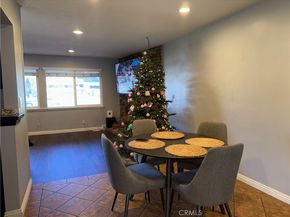 288 Royal Coach, Pomona CA 91767