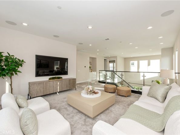 220 Holliston, Lake Forest CA 92630