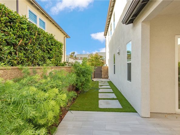 220 Holliston, Lake Forest CA 92630