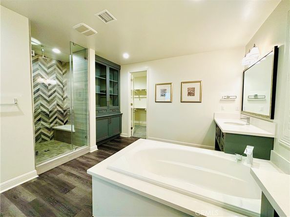 39 Barberry, Lake Forest CA 92630