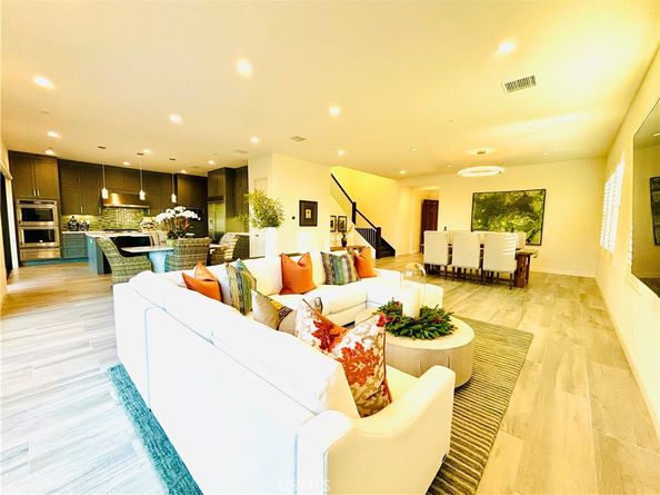 39 Barberry, Lake Forest CA 92630