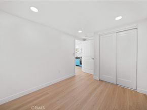 1249 S Burnside Ave, Los Angeles CA 90019