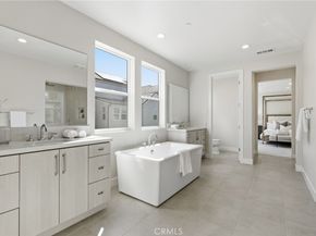 130 Paddlewheel, Lake Forest CA 92630