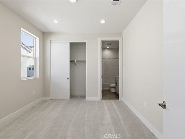 130 Paddlewheel, Lake Forest CA 92630