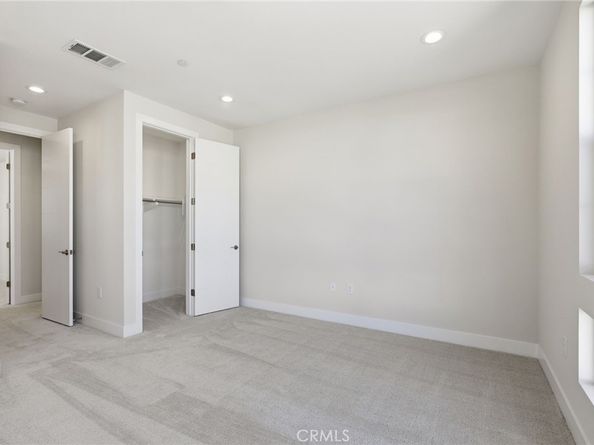 130 Paddlewheel, Lake Forest CA 92630