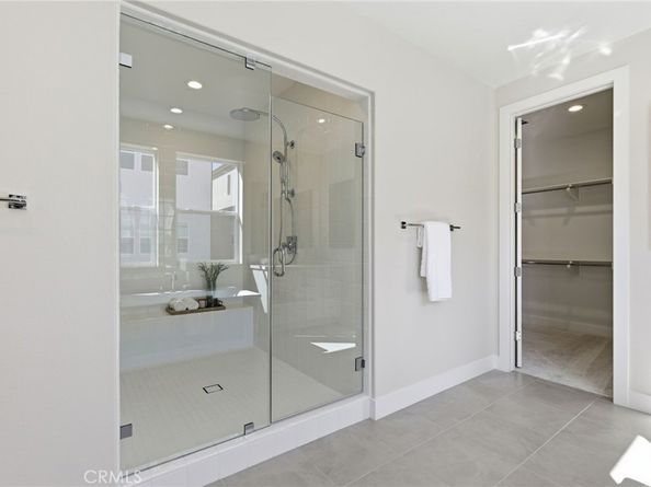 130 Paddlewheel, Lake Forest CA 92630