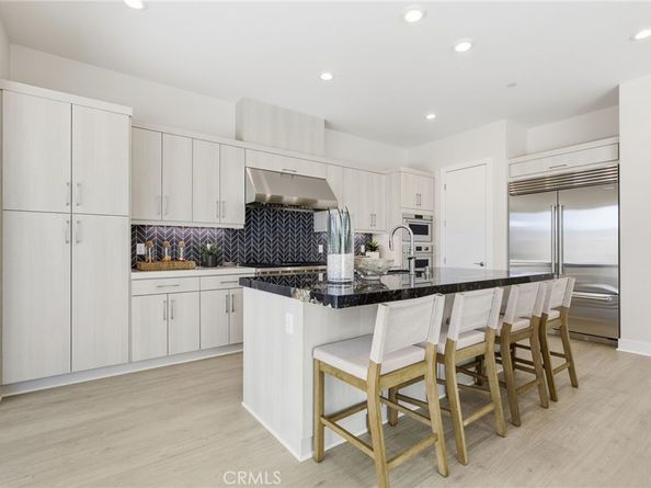 130 Paddlewheel, Lake Forest CA 92630