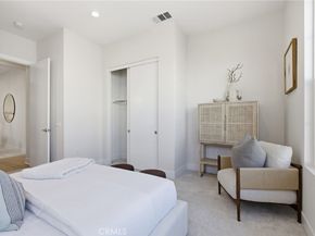 130 Paddlewheel, Lake Forest CA 92630