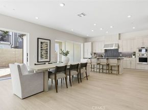 130 Paddlewheel, Lake Forest CA 92630