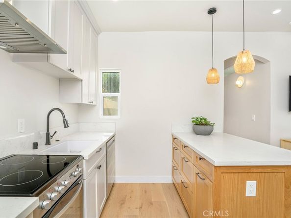 11150 Hortense Street, Toluca Lake CA 91602