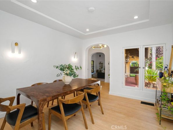 11150 Hortense Street, Toluca Lake CA 91602
