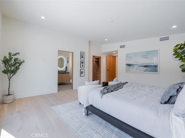 5016 Rubio Avenue, Encino CA 91436