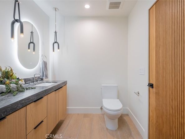 5016 Rubio Avenue, Encino CA 91436