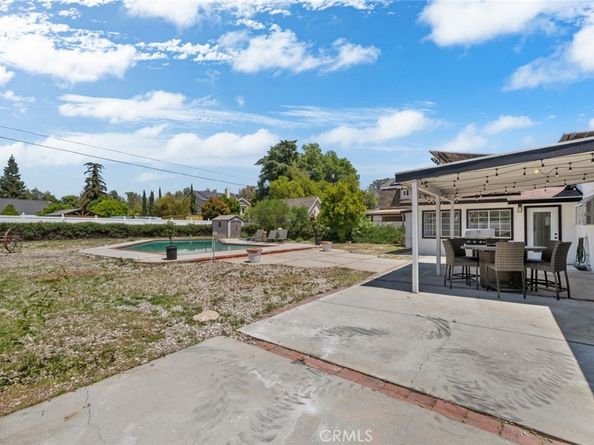 17441 Rayen Street, Sherwood Forest CA 91325