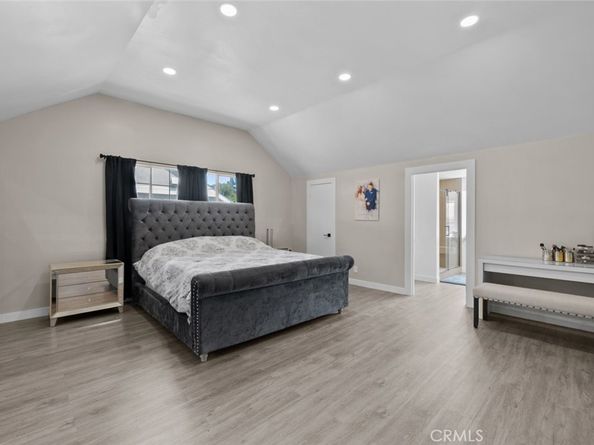 17441 Rayen Street, Sherwood Forest CA 91325