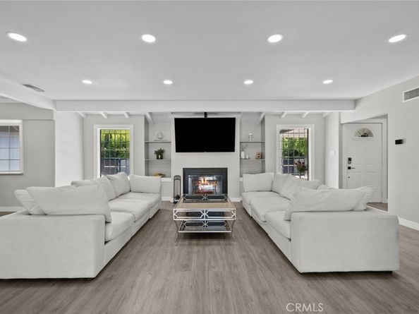 17441 Rayen Street, Sherwood Forest CA 91325