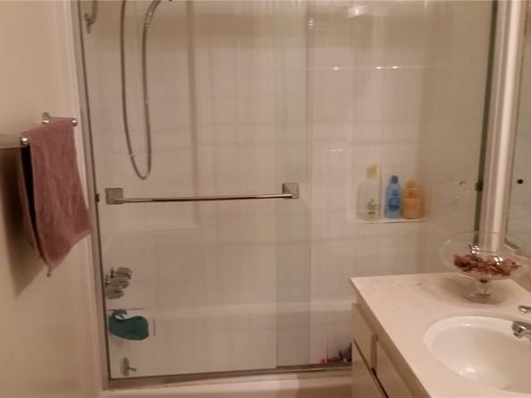 12720 Burbank Boulevard 311, Valley Village CA 91607