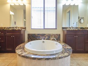 689 E Boxwood Lane, Azusa CA 91702