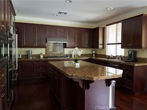 689 E Boxwood Lane, Azusa CA 91702