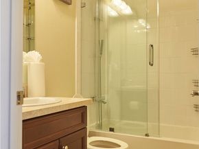689 E Boxwood Lane, Azusa CA 91702