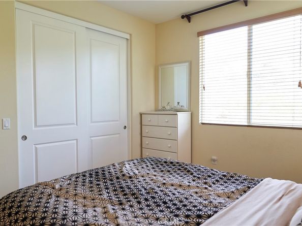 689 E Boxwood Lane, Azusa CA 91702