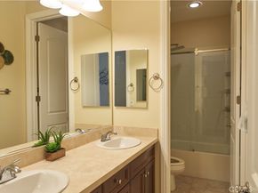 689 E Boxwood Lane, Azusa CA 91702