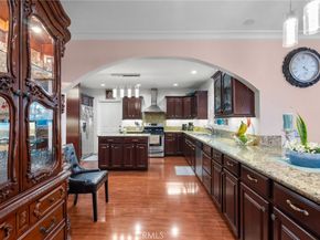 9453 Shoshone Ave, Northridge CA 91325
