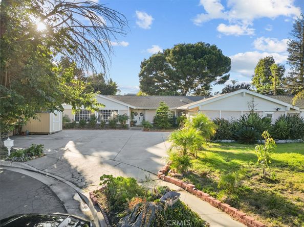9453 Shoshone Ave, Northridge CA 91325