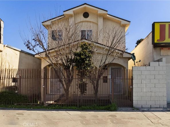 9714 9714 1/4 S Main, Los Angeles CA 90003