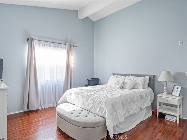 7035 Woodley Avenue 203, Van Nuys CA 91406