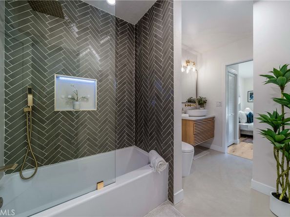 1310 N Occidental Boulevard, Los Angeles CA 90026