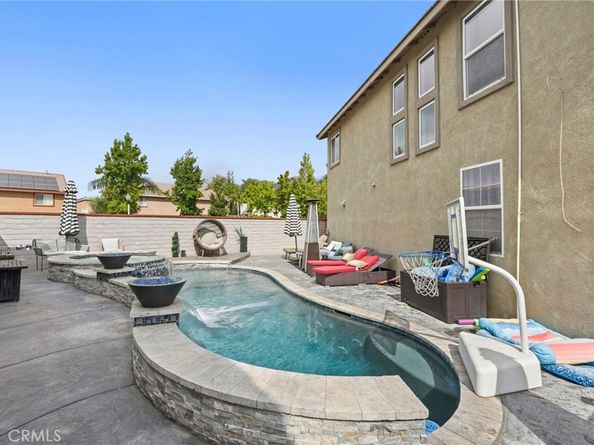 5206 Archery Court, Fontana CA 92336