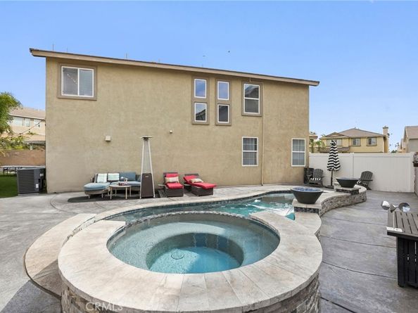 5206 Archery Court, Fontana CA 92336