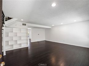 20110 Cohasset, Winnetka CA 91306