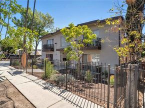 11936 Hart St, North Hollywood CA 91605