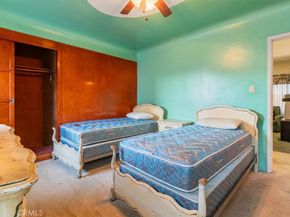 2007 W 94th Street, Los Angeles CA 90047