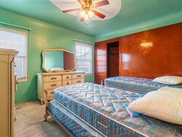 2007 W 94th Street, Los Angeles CA 90047