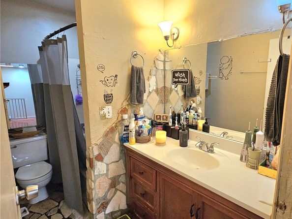 13080 Dronfield Avenue 13, Sylmar CA 91342