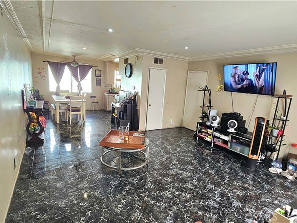 13080 Dronfield Avenue 13, Sylmar CA 91342