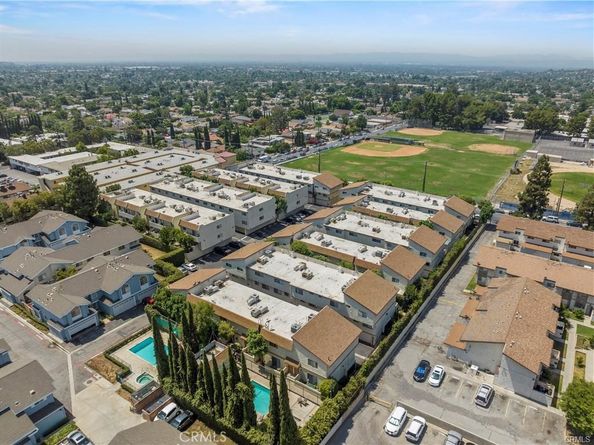 13080 Dronfield Avenue 13, Sylmar CA 91342