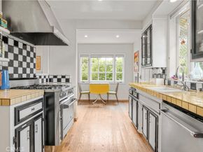 5223 Alhama Drive, Woodland Hills CA 91364