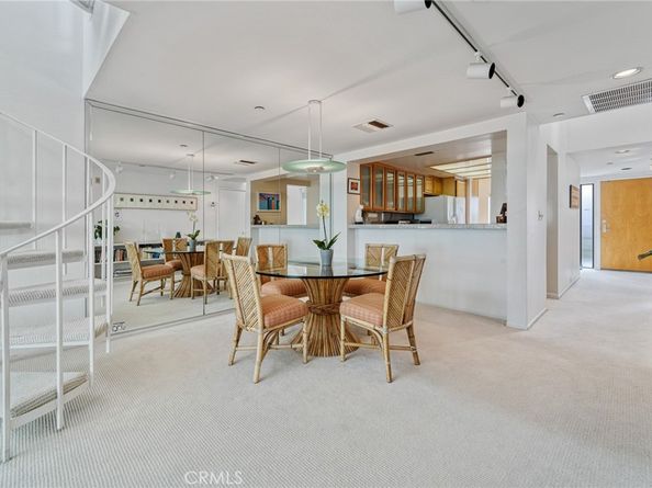 2910 Neilson Way 503, Santa Monica CA 90405
