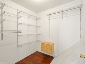 21720 Hart 9, Canoga Park CA 91303