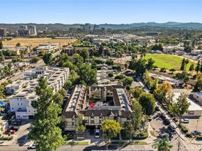 21720 Hart 9, Canoga Park CA 91303