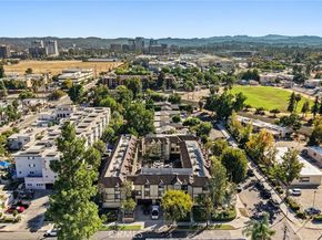 21720 Hart 9, Canoga Park CA 91303