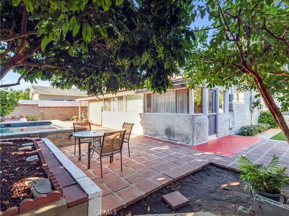 8651 Ranchito Avenue, Panorama City CA 91402