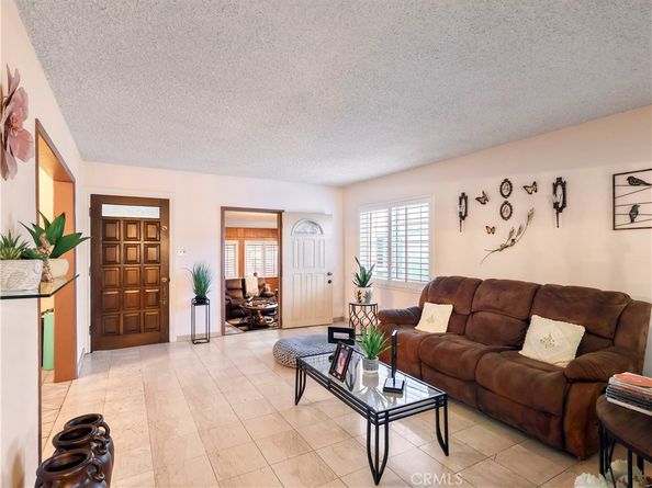 8651 Ranchito Avenue, Panorama City CA 91402